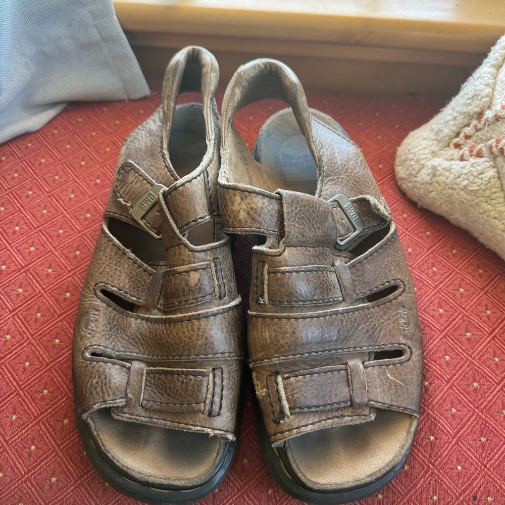 Men’s Doc Martens size 11